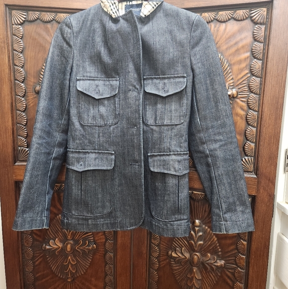 Authentic Burberry Denim Jacket - Picture 5 of 15